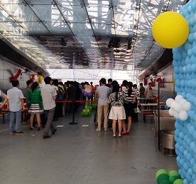 ׯ�й������žٰ�ӭ����Ȥζ�˶�