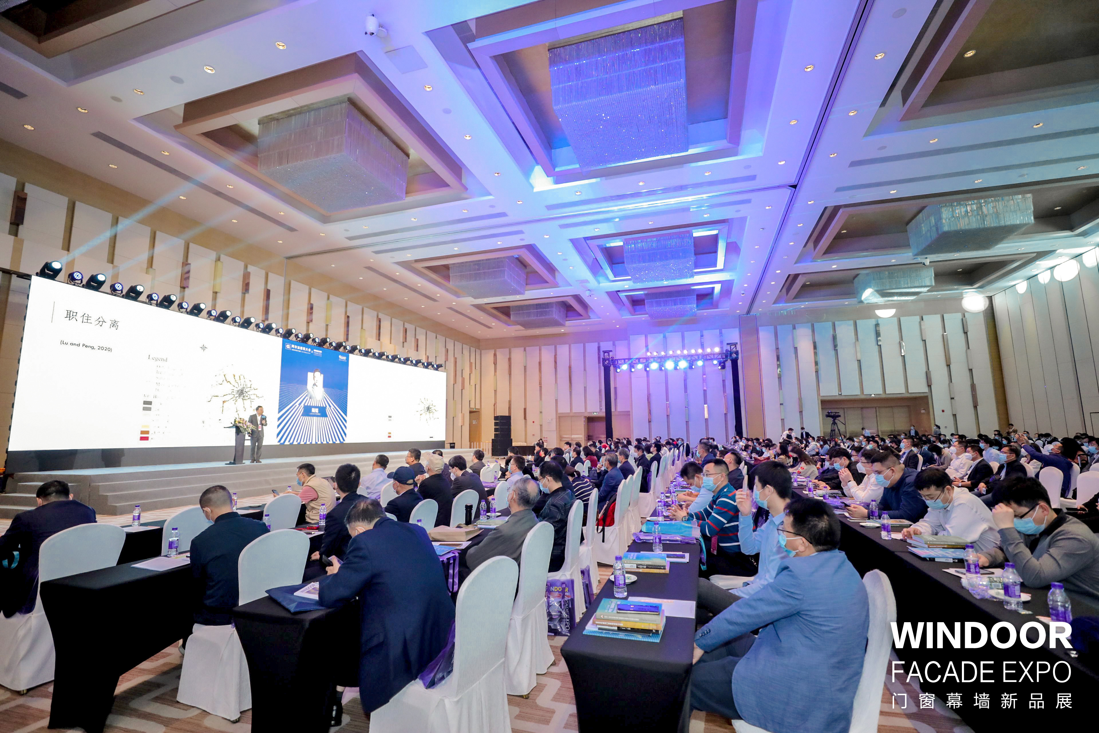 ׯ�й�������������ҵЯ���۰Ĵ�������Ʒ��Ŀ���밢�����������