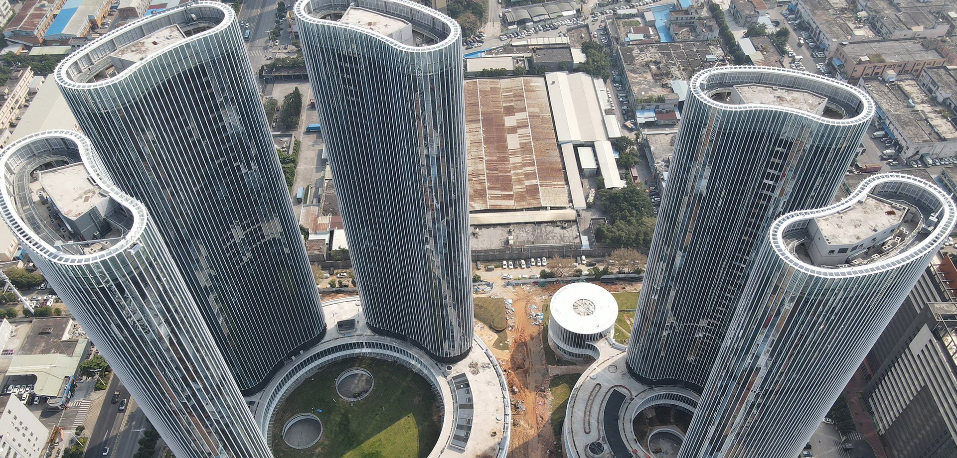 ׯ�к���Ϸ(�й�)�ɷ����޹�˾-����